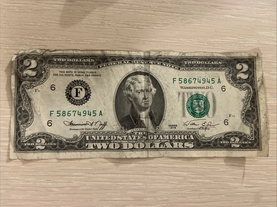 US $2 Two Dollar Bill 1976 Series F - Image 1 of 2