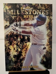 1999 Finest Tony Gwynn Refractor M-1  #2777/3000 San Diego Padres  Hits W/Peel