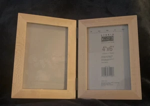 FURIO Solid Wood Hinged Two-Frame 4"x6" Photo Display - Picture 1 of 3