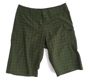 Pantalones cortos informales/caminar de frente plano para hombre LULULEMON a rayas verdes talla 32 - Imagen 1 de 8