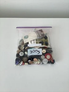 740g of Vintage Buttons For Sewing Crafts - Picture 1 of 18