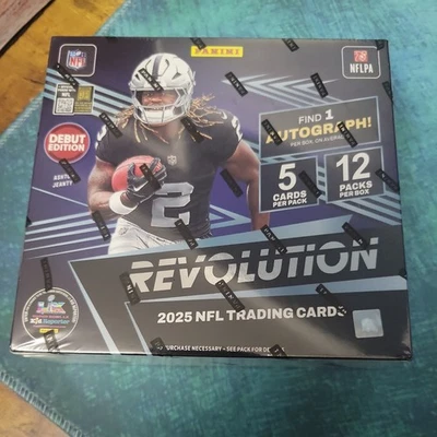 Tarjetas coleccionables de fútbol americano Panini Revolution 2025 caja premium nuevas selladas 1 automático Foto 1 de 4