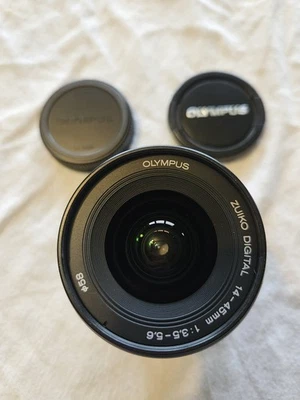 Olympus Zuiko Digital 14-45mm f/3.5-5.6 Lens for Four Thirds Mount (4/3) - Image 1 of 4