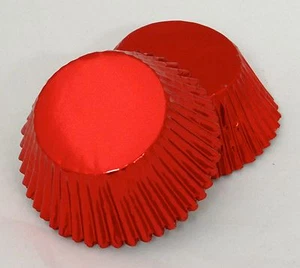 Set of 100 Red Foil Standard Muffin Baking CupCake Liners New BCF-03-100 NEW - Picture 1 of 1