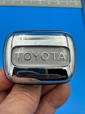 ВИНТАЖНЫЙ ОРИГИНАЛЬНЫЙ ЗАМОК ЗАДНЕЙ ДВЕРИ/БАГАЖА TOYOTA LAND CRUISER 1991-1997 ГОДОВ ВЫПУСКА С ОДНИМ КЛЮЧОМ - Изображение 1 из 4