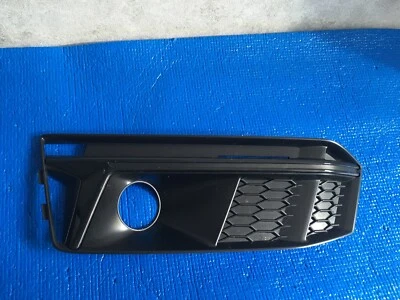 Original Audi A4 8W B9 S4 Gitter vorne links 8W0 807681 L Stoßstangengitter - Bild 1 von 4