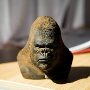 Iron Rust Cast Gorilla Statue Animal Home Decor Study Tea Table Collection - Picture 1 of 4