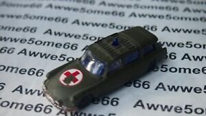 HUSKY ( Corgi ) Citroen DS Safari Ambulance Military htf  