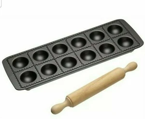 World Of Flavours Non-Stick Ravioli Mould Tray With Wooden Rolling Pin Oven Bake - Picture 1 of 6