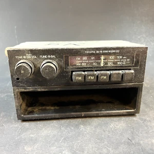 Toyota Hilux Pickup 4runner 1984-1989 Factory AM FM Radio Stereo 1222 - OEM - Picture 1 of 6