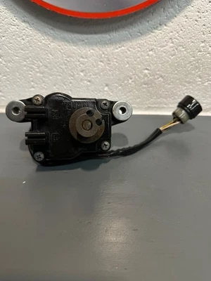 YAMAHA FZR 600R EXUP MOTOR FZR600 EXUP FZR 600R FOXEYE EXAUSTOR SERVO MOTOR 4JH - Imagem 1 de 4