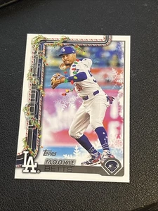 2025 Topps Holiday Mookie Betts #H52 Image Variation SP LA Dodgers Xmas Lights - Bild 1 von 2