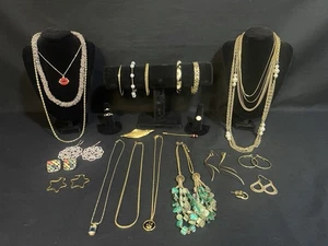 Vintage To Now Goldtone Jewelry Lot Necklace Brooch Bracelet Earrings Rings - Picture 1 of 8