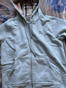 Zip Up Burberry Gris - Imagen 1 de 6