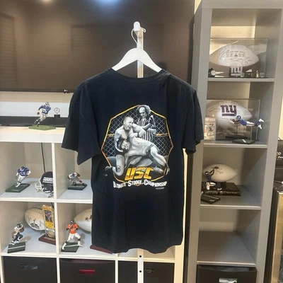 RARE VINTAGE Y2K 2008 Three Stoogies Cartoon USC UFC Fighting Parody Tee Shirt - Image 1 of 4