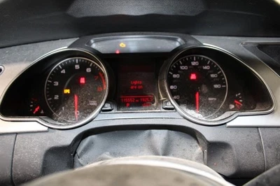 Grupo de velocímetros US Market Color 9Q4 Opt 8T1 se adapta a 11-12 AUDI A5 343053 Foto 1 de 4