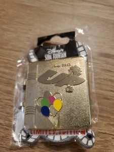 Disney DSF Pixar Up Hinged Storybook Pin DSSH Gold Book Carl Russell Dug LE 300 - Picture 1 of 2