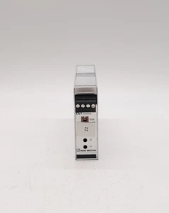 Moore Industries ECT/4-20MA/4-20MA/5.5VLP (DIN) Signal Isolator & Converter - Picture 1 of 4