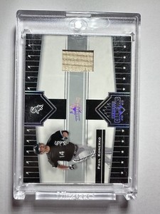 2005 Paul Konerko Donruss Champions Impressions #77 Game Used Bat Patch Relic