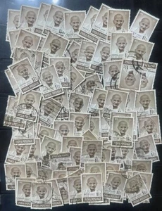 INDIA 1948 MAHATMA GANDHI 1½An BROWN SG305, 100 USED STAMPS. - Picture 1 of 1