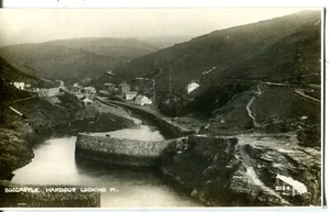 UK Boscastle - Harbour View from West old real photo postcard - Picture 1 of 4