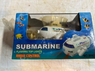 Submarino ético radiocontrolado...COMO NUEVO Foto 1 de 2