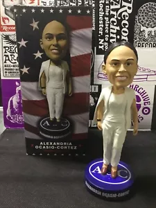 Bobblehead Leyendas Políticas Alexandria Ocasio-Cortez - Imagen 1 de 10