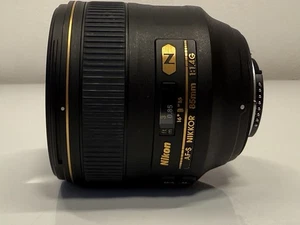 Nikon NIKKOR AF-S Objektiv 85 mm f/1,4 G – funktioniert nicht, nur für Ersatzteile - Bild 1 von 8