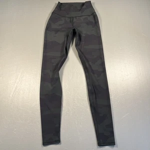 Alo Leggings Womens XS Black Gray Camo High Rise Yoga Pants Camouflage Athletic - Picture 1 of 10