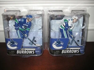 MCFARLANE NHL 29 ALEX BURROWS COLLECTOR LEVEL CHASE #405/1000 CANUCKS LOT - Bild 1 von 2