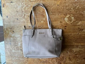 MICHAEL KORS TAUPE SAFFIANO LEATHER TOTE HANDBAG UNDERARM HOBO SHOPPER BAG - Picture 1 of 11