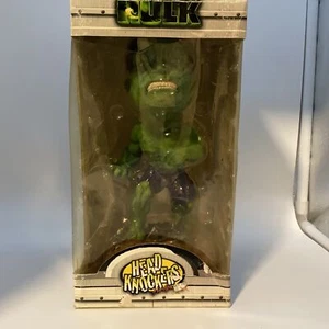 Neca Green The Incredible Hulk Bobble Head Knockers Action Figurine - Picture 1 of 5