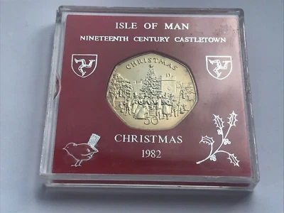 1982 CHRISTMAS 50 FIFTY PENCE ISLE OF MAN PRESENTATION BOX AB DIE - Image 1 of 4