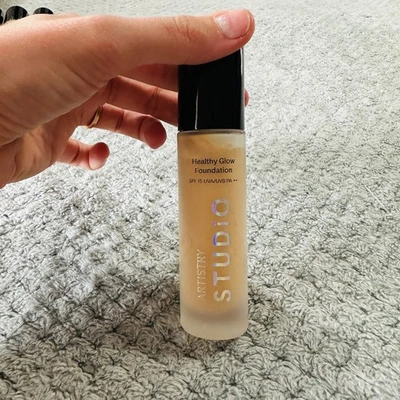Amway Artistry STUDIO Healthy Future светящаяся основа SPF 15 оттенок #10 30 мл легкая - Изображение 1 из 2