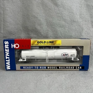 Coche tanque de flujo embudo Walthers 932-7277 Gold Line UTLX 23,000 galones - Imagen 1 de 10