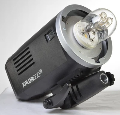 Flashpoint Xplor 600 TTL R2 Monolight w/Trans f/Sony, extra battery/chgr - Image 1 of 4
