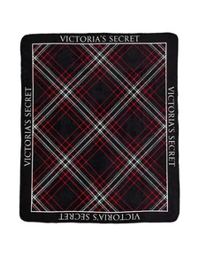 Victoria’s Secret Christmas 2025   fleece blanket  Plaid Red & Back NWT - Picture 1 of 2