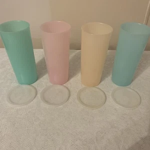 Lot Of 4 VTG Tupperware Glasses Pastel Color With Lids - Picture 1 of 3