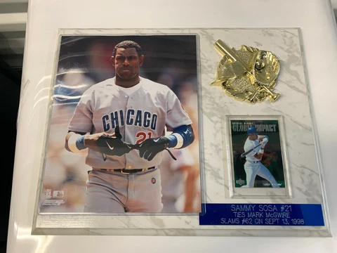 SAMMY SOSA 1998 WOOD PLAQUE TIES MARK MCGWIRE #62 ORIGIONAL! Cover