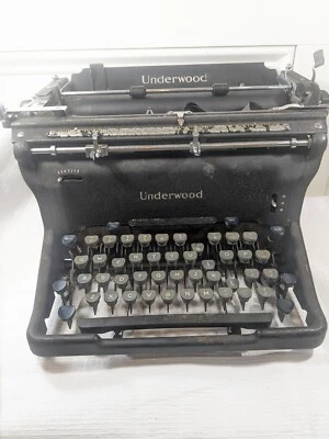 Винтажная пишущая машинка Underwood Champion 11-6069908 чугунные металлические детали/ремонт - Изображение 1 из 4