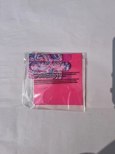 NEW Lilly Pulitzer Phone Card Case Pink Raz Berry Flamingoals GWP #005980 - Picture 1 of 2