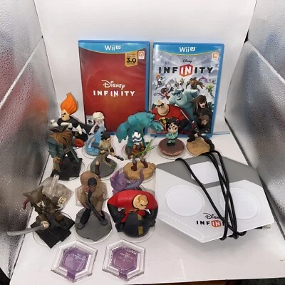 Disney Infinity Starter Pack WiiU + 16 pieces & Platform 3.0 Edition - Image 1 of 4