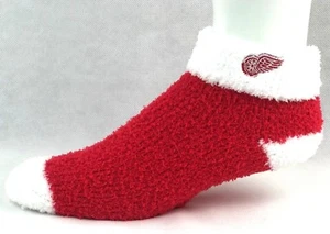 Detroit Red Wings Hockey Red with White Cuff Fuzzy Sleep Socks - Picture 1 of 3
