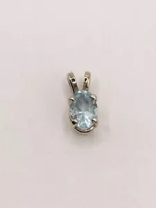 14k White Gold Natural Aquamarine Pendant - Picture 1 of 4