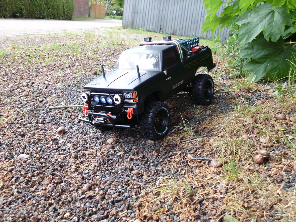 Tamiya Landfreeder CC-01 Crawler Umbau,  2,4 GHz Fernst. elek. Winde, Alu Tuning - Bild 1 von 4