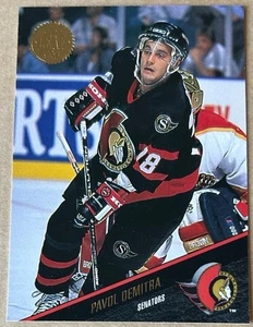 PAVOL DEMITRA 1993-94 LEAF SET Card #366 NM-MT Condition - Picture 1 of 2