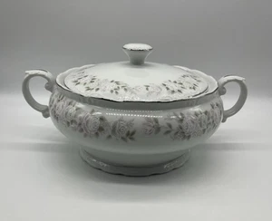SHEFFIELD Porcelain Fine China Classic 501 Covered Casserole Dish 🌺 Silver Trim - Picture 1 of 7