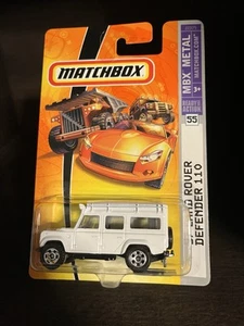 MATCHBOX MB55 '97 LAND ROVER DEFENDER 110 WHITE ON BLISTERCARD - Picture 1 of 1
