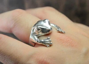Personalized frog ring, exaggerated jewelry, fashionable and cool style ring - Picture 1 of 6