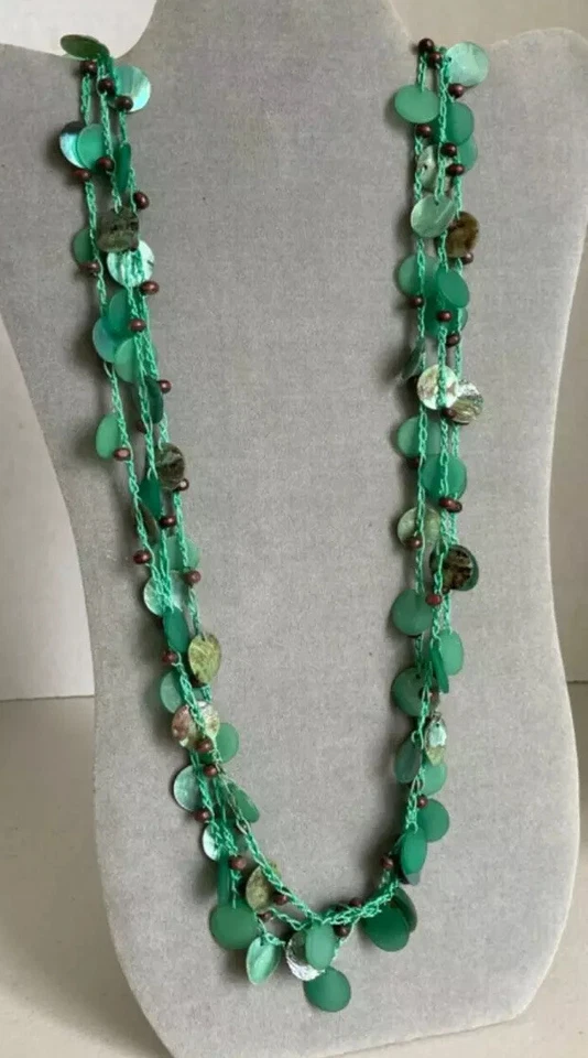 ColdWater Creek Collar con Cuentas Disco Teñido Verde Marrón 3 Hilos Tejidos 36”L Foto 1 de 1